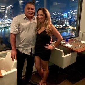 Meet your Posher, Tom